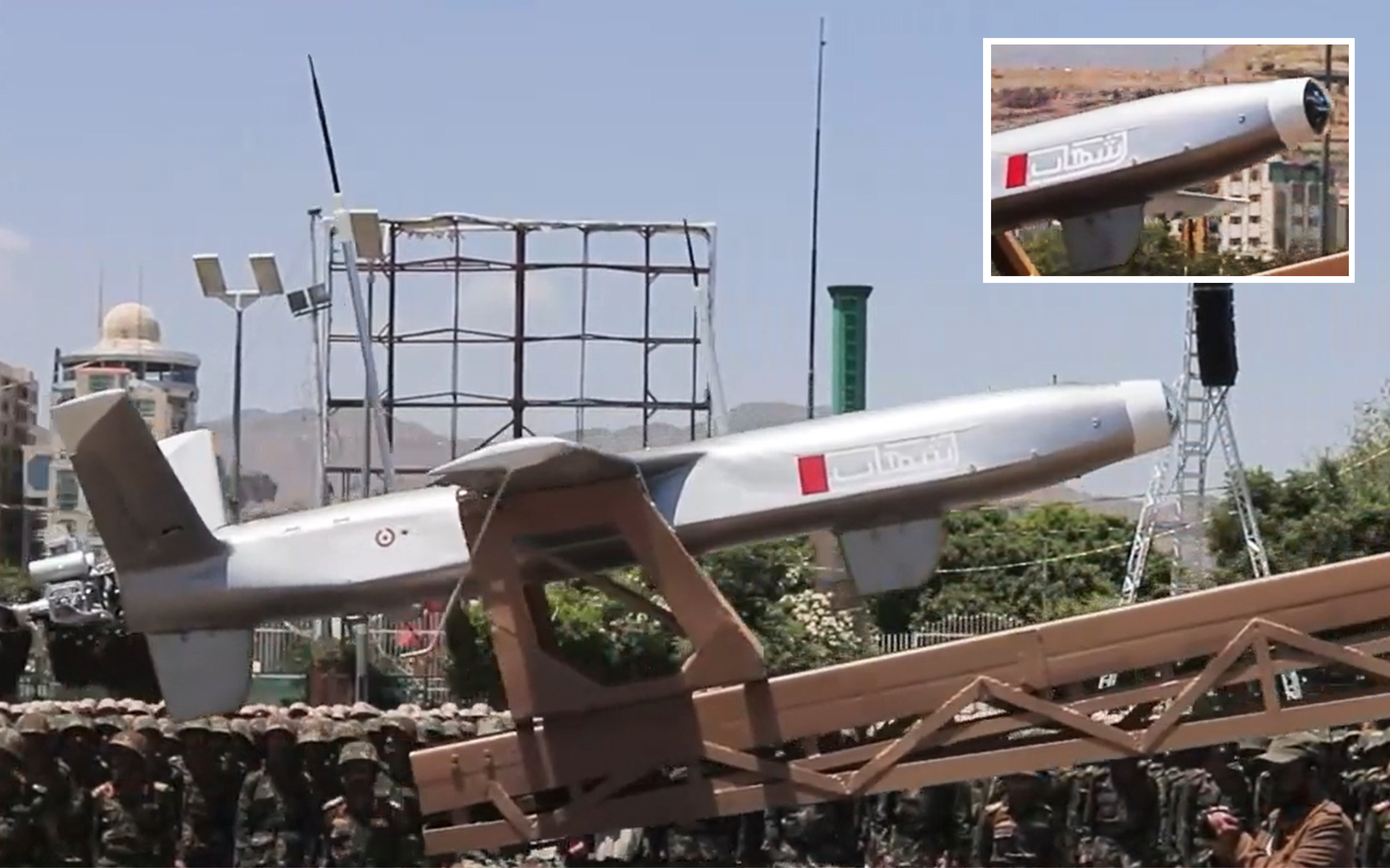 في مرمى النيران في باب المندب: القدرات العسكرية للحوثيين وخيارات الرد الأمريكية Houthi-shahab-drone-POL3821