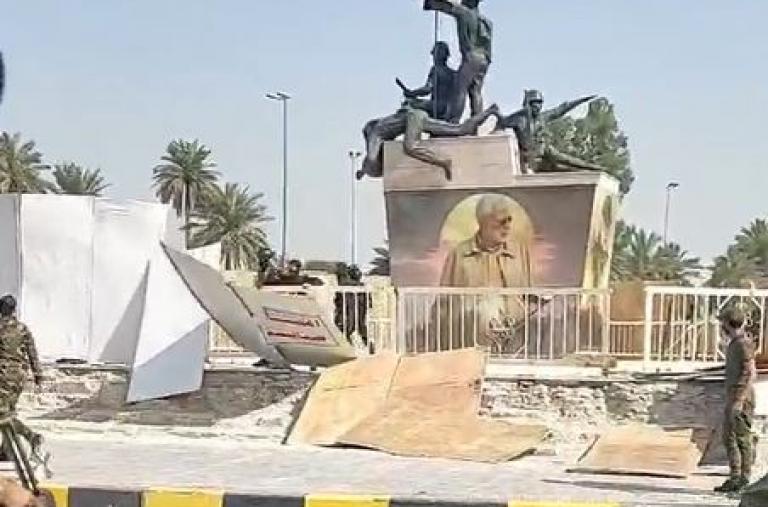 Militia demolish hoardings at July 14 monument, May 26, 2021