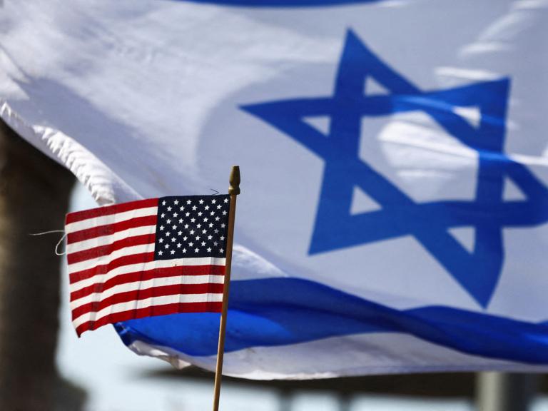 Israeli and US flags - source: Reuters