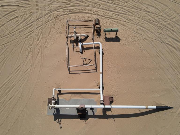 Overhead photo of a Libyan oil pipeline.