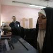 Iraqi voters cast ballots