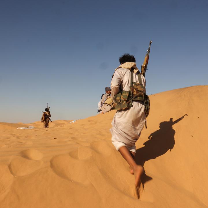 Pro-government tribal fighters advance in Marib Province, Yeman - source: Reuters