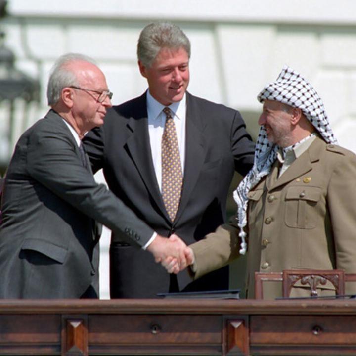 Israeli PM Yitzakh Rabin and PLO Chairman Yasser Arafat shake hands