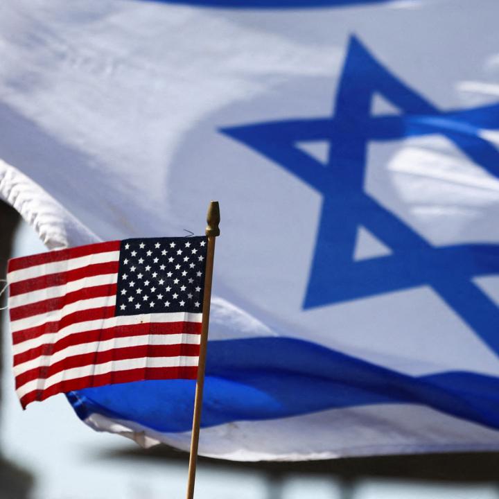 Israeli and US flags - source: Reuters