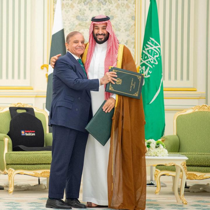 Saudi Crown Prince Mohammed bin Salman and Pakistan Prime Minister Shehbaz Sharif embrace each other on the day they sign a defence agreement, in Riyadh, Saudi Arabia, September 17, 2025 - source: Reuters