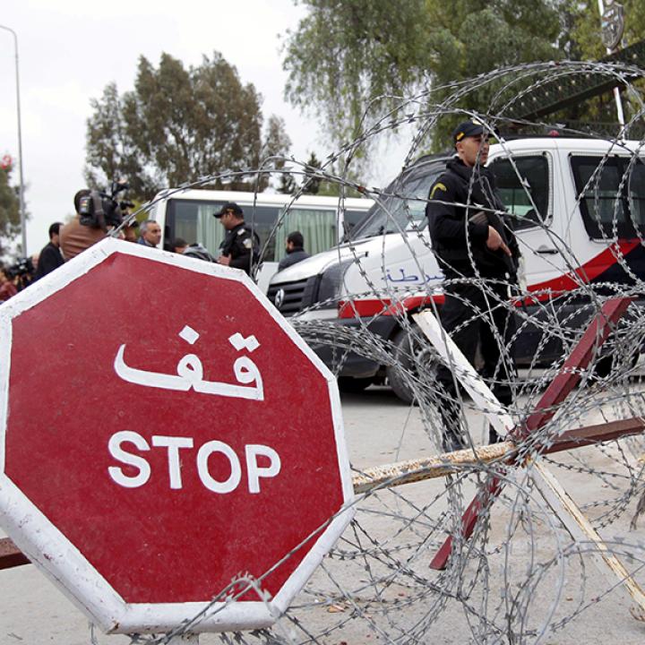 Tunisian police guard the site of a terrorist attack - soucre: Reuters