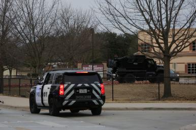 Police respond to a terrorist hostage-taking at a Texas synagogue - source: Reuters