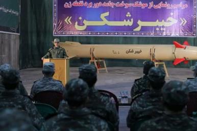 In Iranian general unveils a new solid-fuel "Khaybar Sheikan" missile 