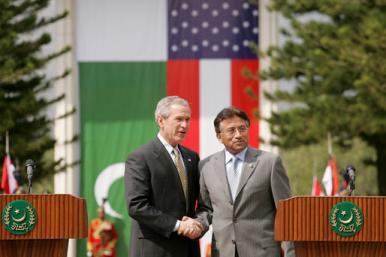 U.S. President George W. Bush and Pakistani President Pervez Musharraf - source: U.S. government