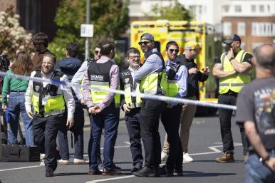 Emergency personnel respond to a terrorist knife attack in London in 2026 - source: Reuters