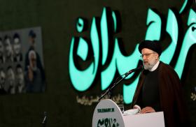 Iranian presidential candidate Ebrahim Raisi speaking in 2021