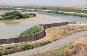 Turkey-Syria border wall