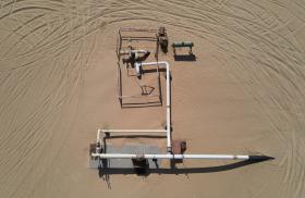 Overhead photo of a Libyan oil pipeline.