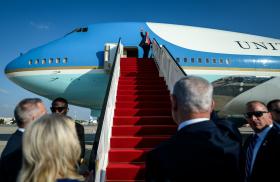 President Trump waves to Israeli Prime Minister Netanyahu as he departs Israel - source: The White House