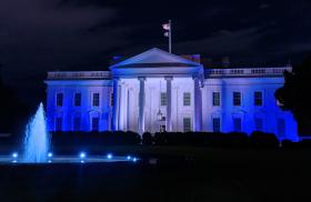 The White House is lit in blue and white, the colors of the Israeli flag, in a display of solidarity following the Hamas terrorist attacks of October 7, 2023 - source: The White House
