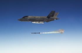 A USAF F-35 launches a missile in flight - source: Department of Defense