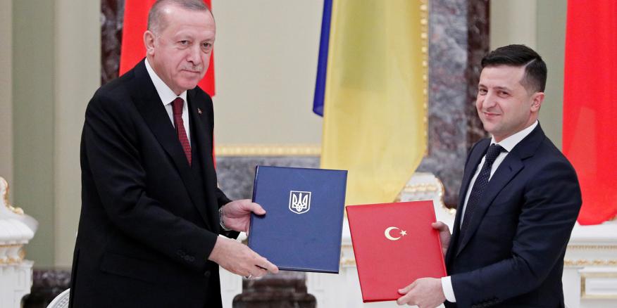 Turkey's Clumsy Juggling Between the United States and Russia - Vimarsana News
